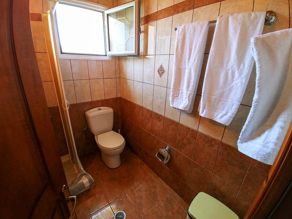Maria Apartments アギオス・ゲオルギオス・パゴン エクステリア 写真